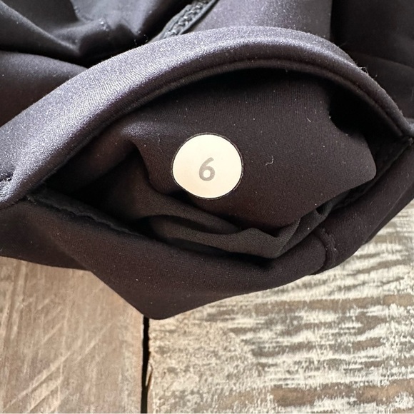 LULULEMON &go Cityfarer Skirt Dark Fuel (Size:6) - Picture 9 of 10